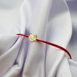 Bratara cu snur si pisicuta din aur 14k