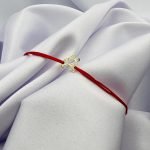 Bratara cu snur si pliculetul dragostei aur 14k