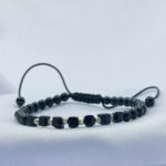 Bratara cu cristale cubice, onix si bilute din aur 14K