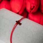 Bratara cu snur si ingeras plin din aur 14k