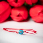 Bratara cu snur, cristal de deochi si bilute de 2mm din aur 14k