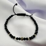 Bratara cu bilute, charm cu pietricele negre din aur 14k si cristale